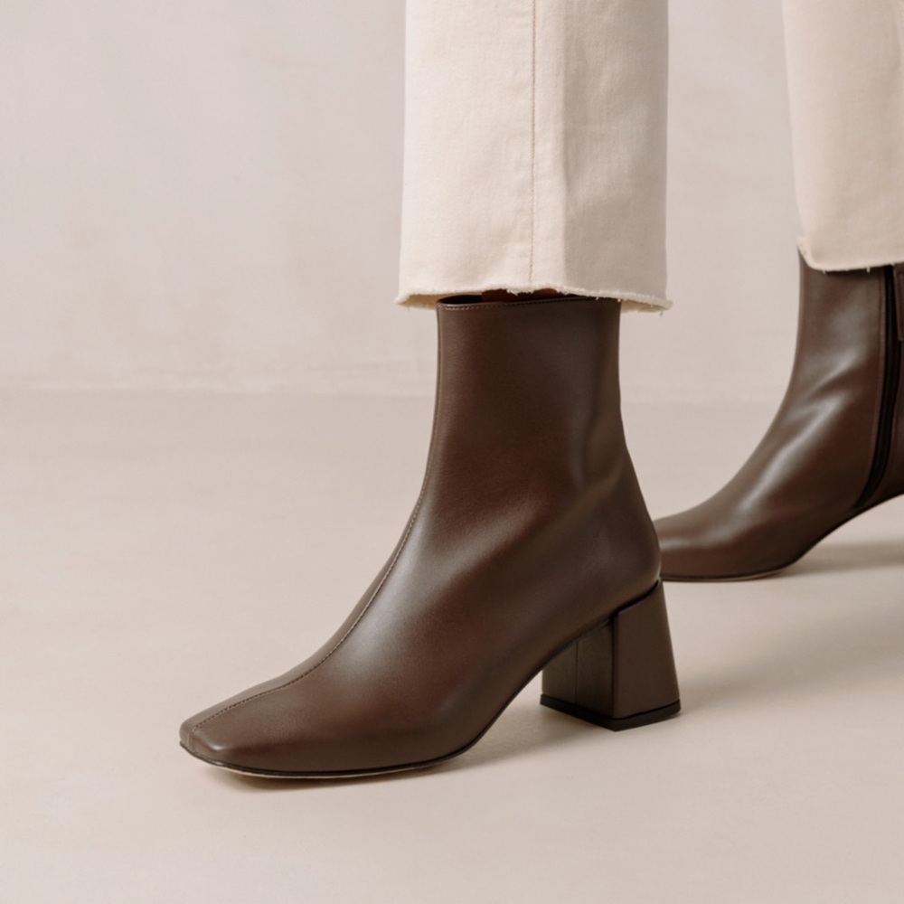 ALOHAS Watercolor Dark Brown Vegan Leather Boots